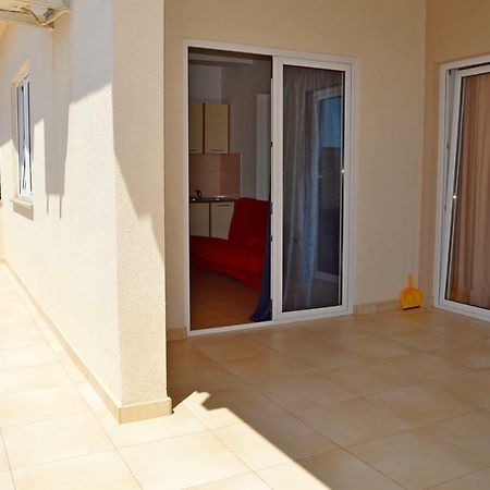 Apartmani Macak II Novalja Extérieur photo